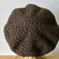 再販＊ココア色のベレー帽 手編み 2枚目の画像