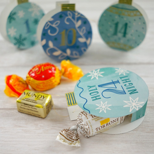  オーナメント全24種 アドベントカレンダー Amazon.co.jp: 動物オーナメントアドベントカレンダー、24ツリー