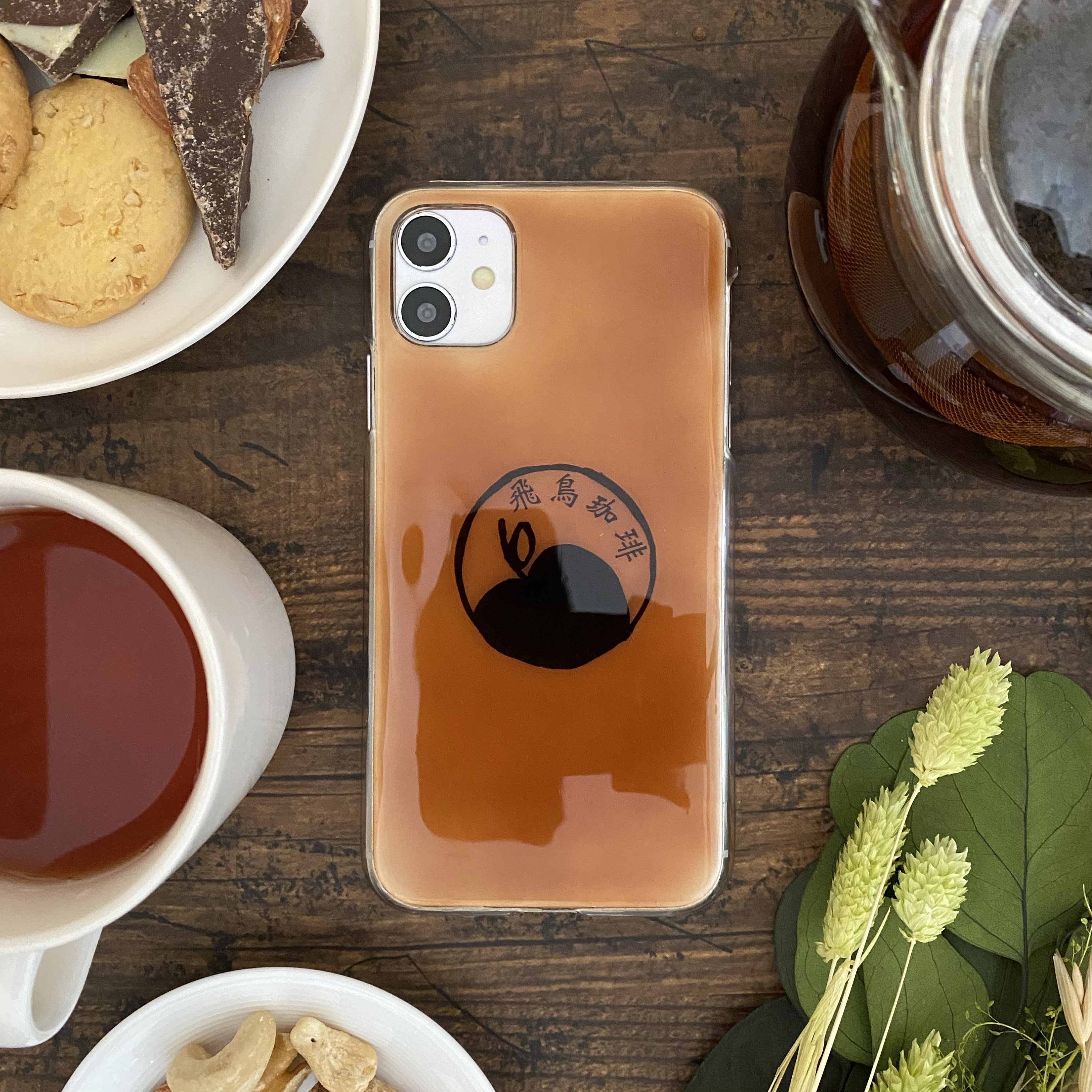 68i.【飛鳥珈琲】ホットティー の iPhoneケース