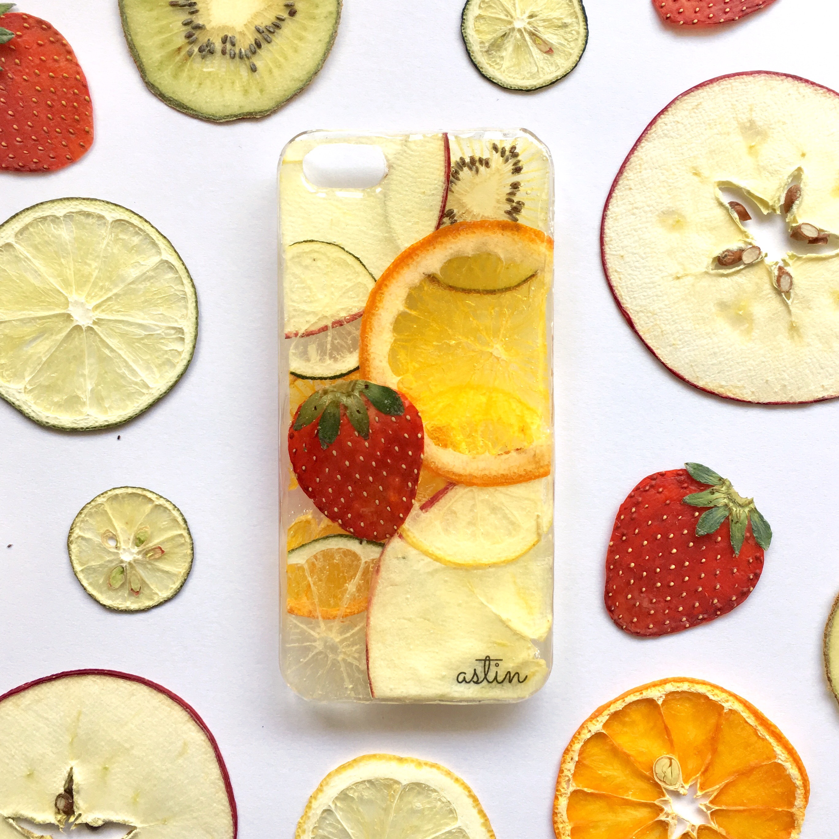 11i.アップルミックス の iPhoneケース