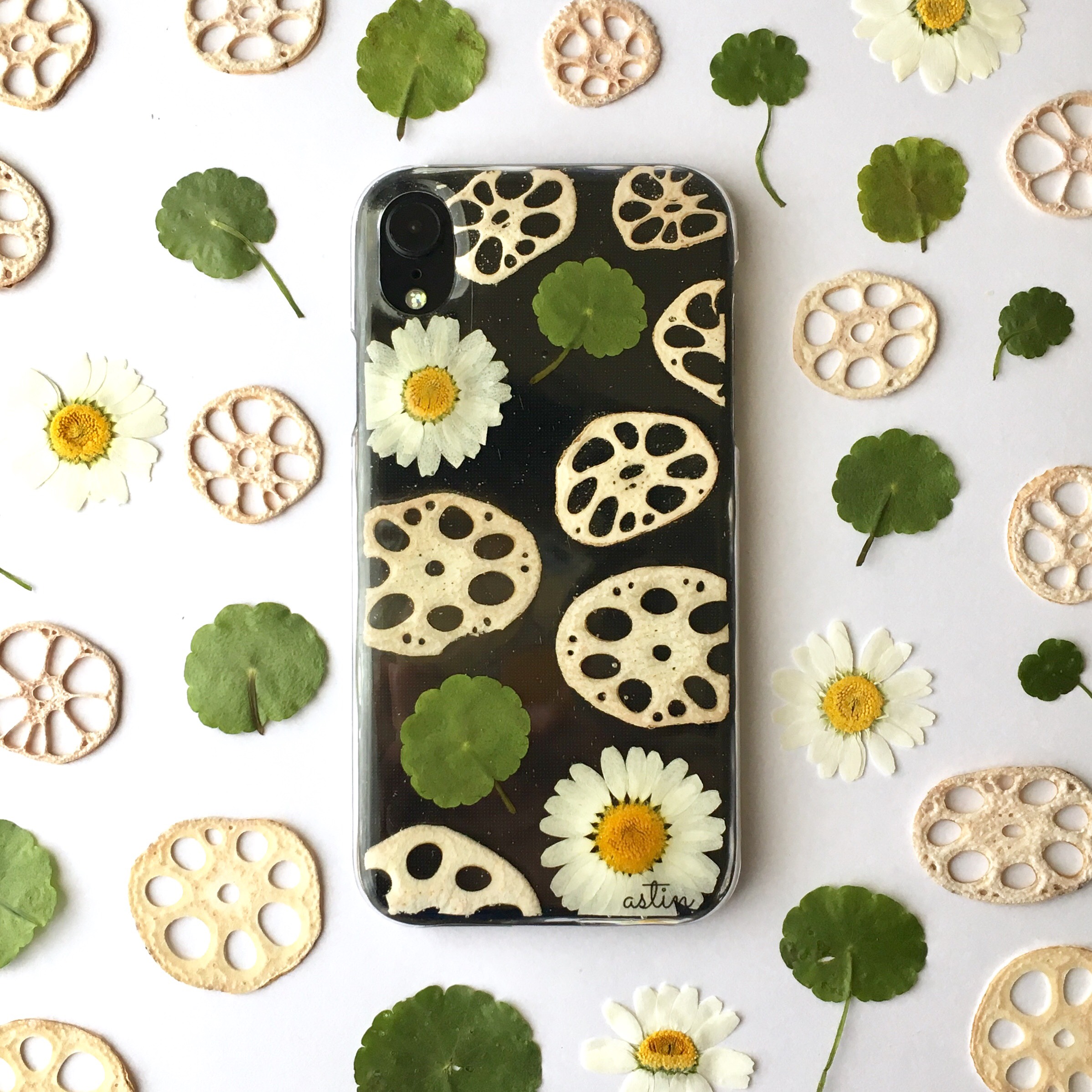 36i.蓮の池 の iPhoneケース