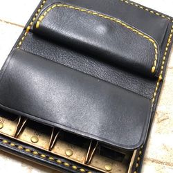 特別デザイン　レザー　コインキャッチャー　ミニ財布 アラスカイエロー×ブラック　総手縫い 2枚目の画像