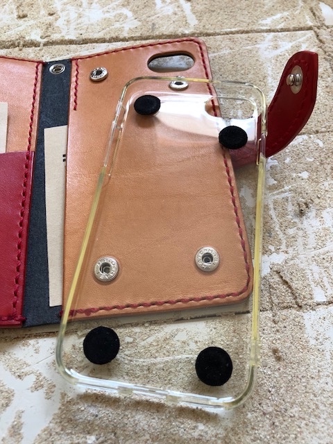 iPhone＆android　スマホケース　手帳型　ブラック×レッド　知花織　赤　（織物シリーズ）