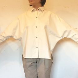 オーガニックコットン・ドルマンスリーブカッターシャツ(白) 2枚目の画像