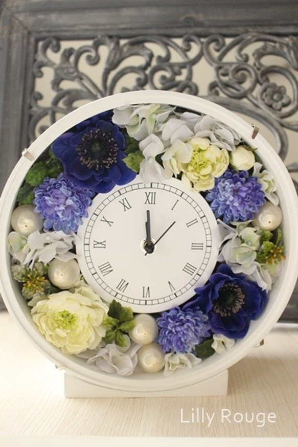 【 送料無料】花時計～ブルー✖ホワイト～記念日、新築祝い、贈り物に人気 1枚目の画像