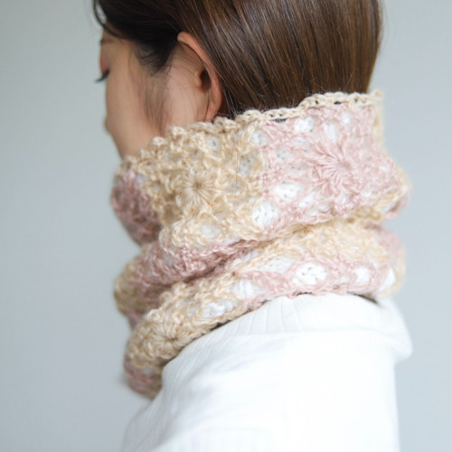 ボタニカルモヘアネックウォーマー ベージュ・ピンク/ホワイト ネック