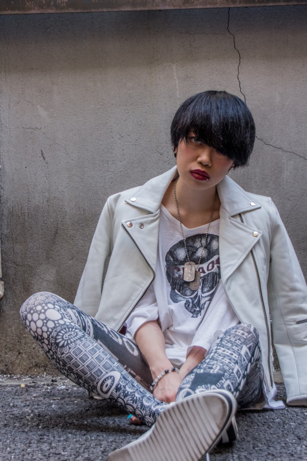 Avantgarde Legwear 01