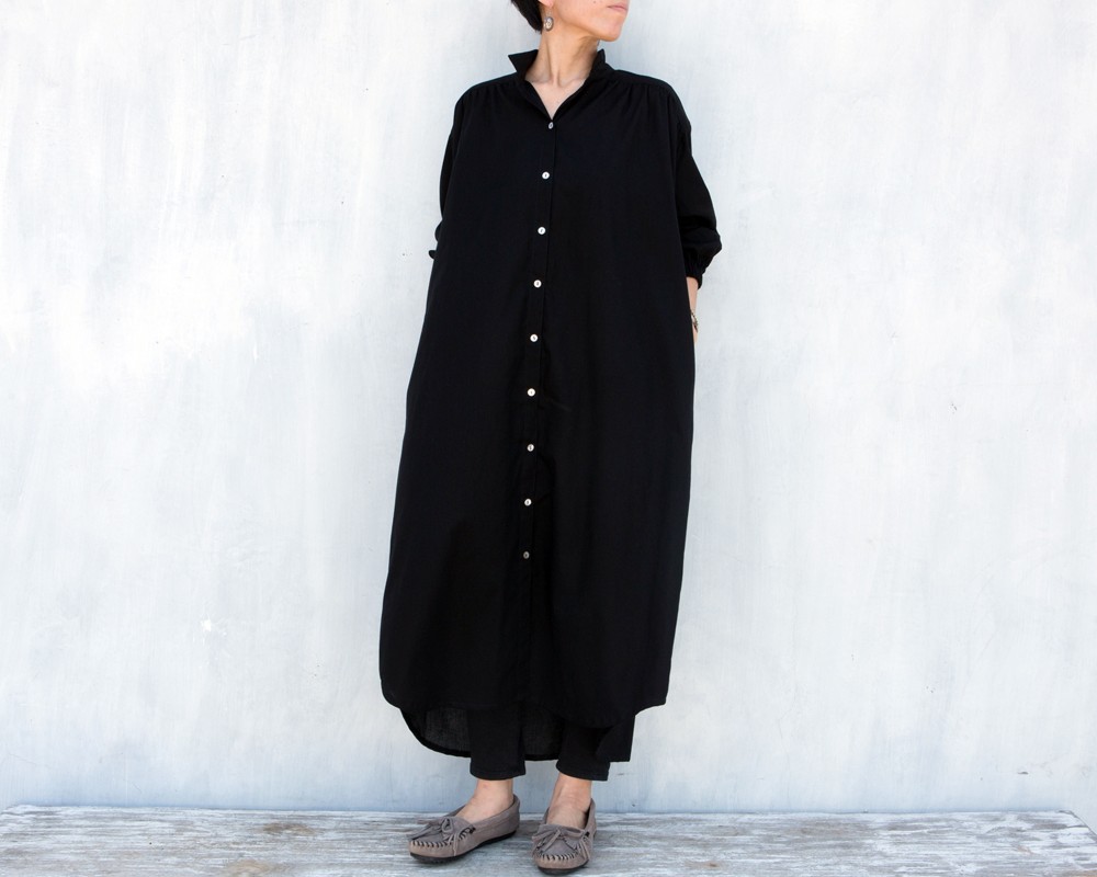 値下げ♪　変形スタンドカラーコットンプリマワンピース（ブラック）