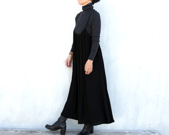 楊柳キャミソールワンピース　ブラック 1枚目の画像