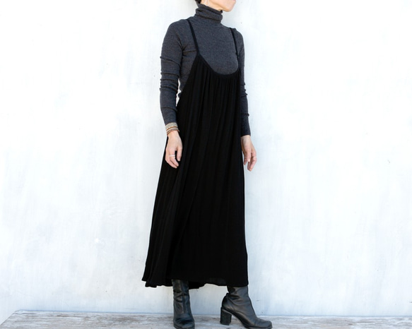 楊柳キャミソールワンピース　ブラック 5枚目の画像