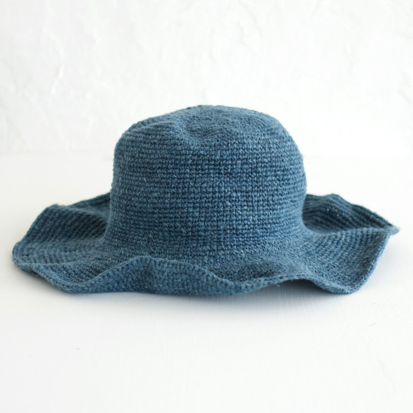 植物染色亞麻鉤編針織帽 寬邊帽帶金屬絲（靛藍色） 第4張的照片