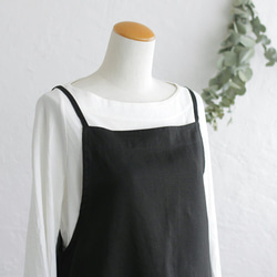 亞麻桌布風格背帶裙 可調節長度，帶絲帶（黑色）SK03。 第7張的照片