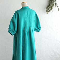 亞麻燈籠袖褶襉寬裙（綠松石色） 第7張的照片
