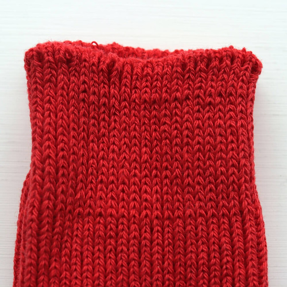 天然素材で快適 厚手リブ編みソックス 　サステナブルなリサイクルコットン靴下（レッド）. 4枚目の画像