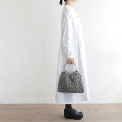 【限時特賣】Aran 圖案籃式編織羊毛針織托特包（灰色）。 第2張的照片