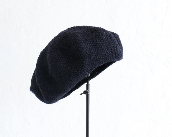 羊毛針織貝雷帽 100% 羊毛珠地佈（海軍藍） 第1張的照片