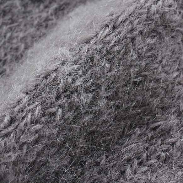 蓬鬆的手工編織馬海毛針織外罩開衫（灰色）。 第8張的照片