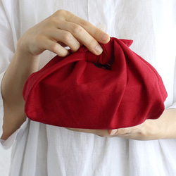 alin&#39;s bag S Bento wrap 帶扣板的亞麻布包（紅色）。 第1張的照片
