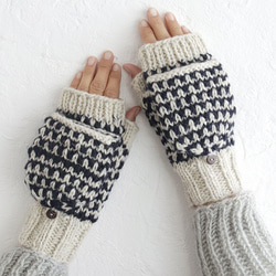 羊毛100% 手編みニット 2way手袋 （ネイビー） 1枚目の画像
