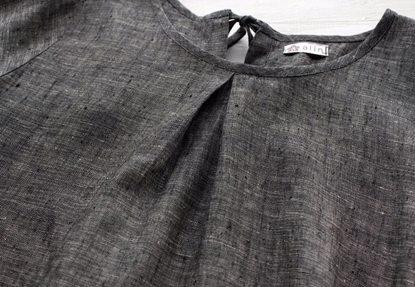 ●亞麻中央褶緞帶連衣裙 灰色青年布 第6張的照片