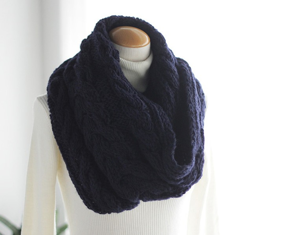 《Limited 1》 100% Wool Knit Snood Navy 第1張的照片