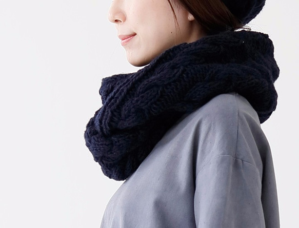 《Limited 1》 100% Wool Knit Snood Navy 第5張的照片