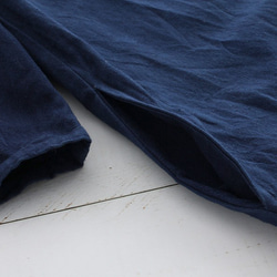 [有限公司銷售]厚棉V領簡單的衣服植物染色（藍色） 第7張的照片