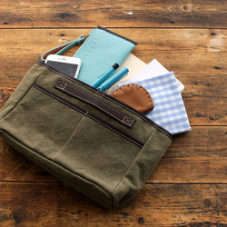 袋子（內袋）橄欖色的帆布和皮革袋 第3張的照片