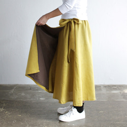 リネン ゆったりサイズ リボンラップスカート （マスタード＊ブラウン） 2枚目の画像