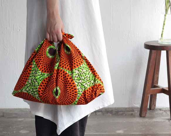 非洲Batik Azuma包M袋在袋子裡，在袋子裡（橙色） 第1張的照片