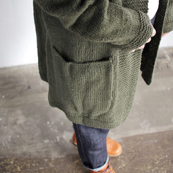 [1只] 100％羊毛針織連帽長開衫編織（橄欖色） 第6張的照片