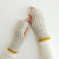 パソコン作業中も活躍！おすすめ手編み・手作りハンドウォーマー13選