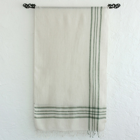 手工編織的麻棉植物染色攤位（灰白色/綠色邊框交叉） 第9張的照片