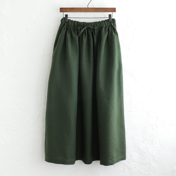 《 Limited 1》亞麻喇叭形收褶裙長Maxi長89cm（苔綠色） 第6張的照片