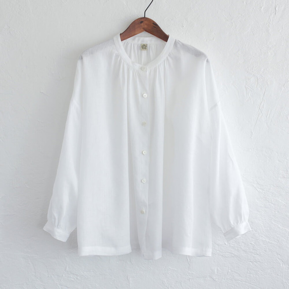 亞麻蓬鬆短外罩縮褶襯衫（白色）TP05。 第6張的照片