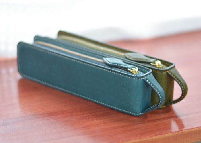 レクタングラー S 使いやすい ペンケース【ミネルバ リスシオ】【本革】【牛革】【イタリアンレザー】