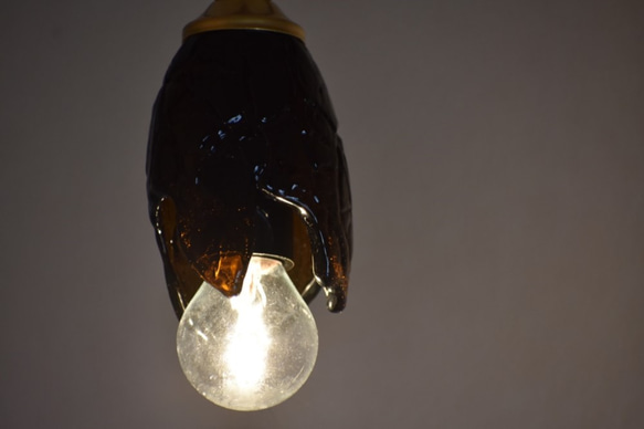 ●送料無料●吹きガラス照明（ペンダントタイプ）裸電球シリーズ【アイスカット　茶】 7枚目の画像