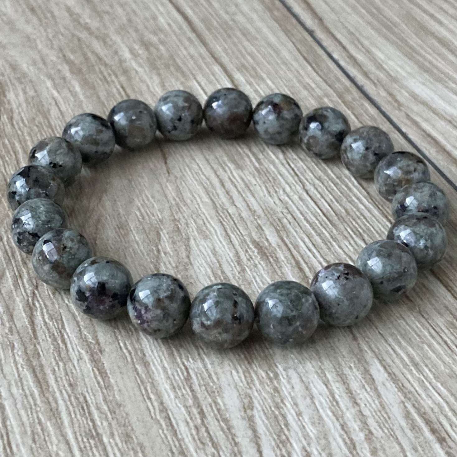 半額セール‼︎光と影の美しさを秘めたストーン/ユーパーライト/天然石 ストーン ブレスレット