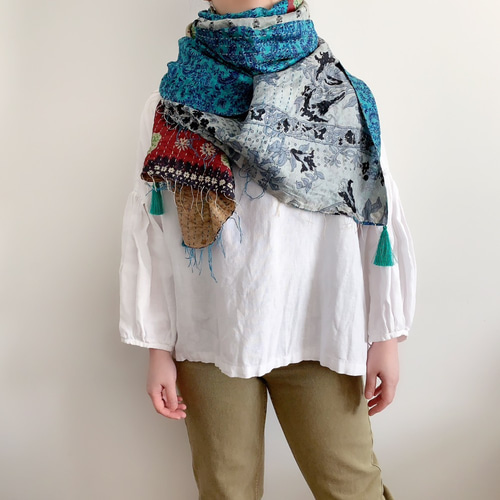インドヴィンテージシルク100%カンタ刺繍/ラリーキルトの大判 インドヴィンテージシルク100%カンタ刺繍/ラリーキルトの大判