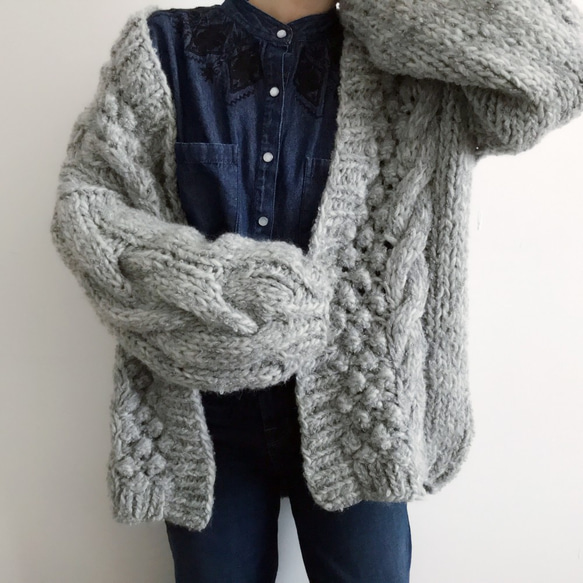 Creema限定*送料無料*Hand knitted[手編み]Chunkyアラン編みカーディガン 3枚目の画像