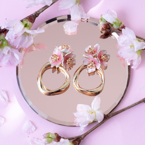 K14gf】桜の花とツイストリング ピアス(イヤリング変更可 K14gf】桜の花とツイストリング ピアス(イヤリング変更可