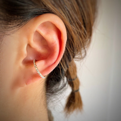 【14kgf・Silver】 ラインストーンのEarcuff *CrystalAurora -Size M- 1枚目の画像