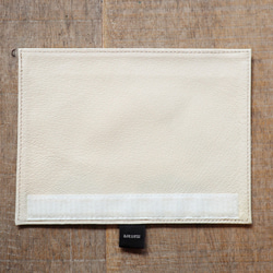 Leather frame cover（white） 3枚目の画像