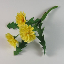 手染めの布花のタンポポ (蒲公英)のコサージュ 2枚目の画像