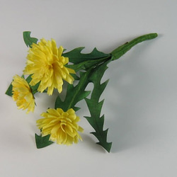 手染めの布花のタンポポ (蒲公英)のコサージュ 1枚目の画像