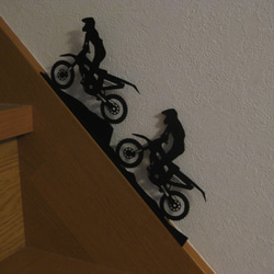 立つ切り絵　オフロードバイク　壁飾りにも 2枚目の画像