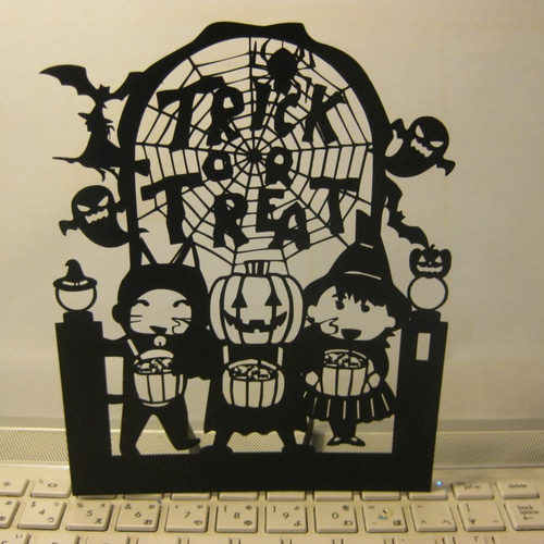 立つ切り絵 ハロウィン 「Trick or Treat」 切り絵 切り絵屋きり