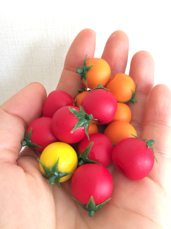 受注生産♡プチトマトのマグネット 送料無料 2枚目の画像