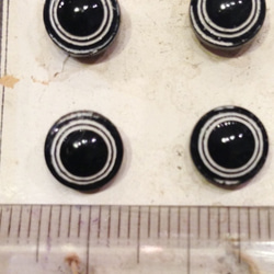 ビンテージガラスボタン（黒白丸二重） 3枚目の画像