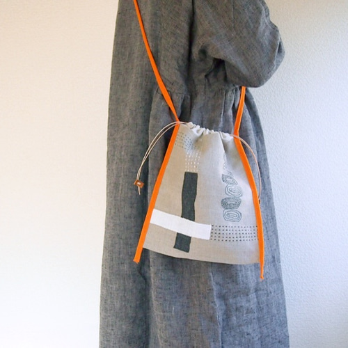 ポシェット〈TO&FRO × familiar〉